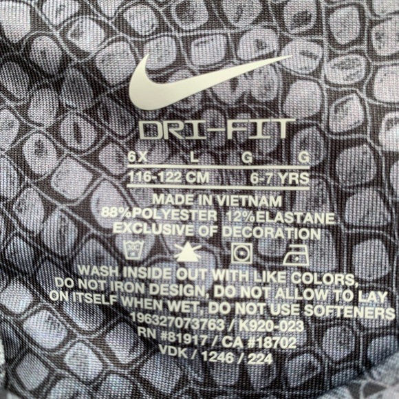 Nike Black and Gray Textured Girl’s Tank Top - Picture 6 of 7